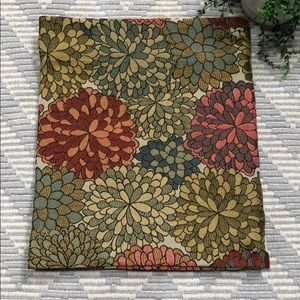 Better Homes and Gardens valance